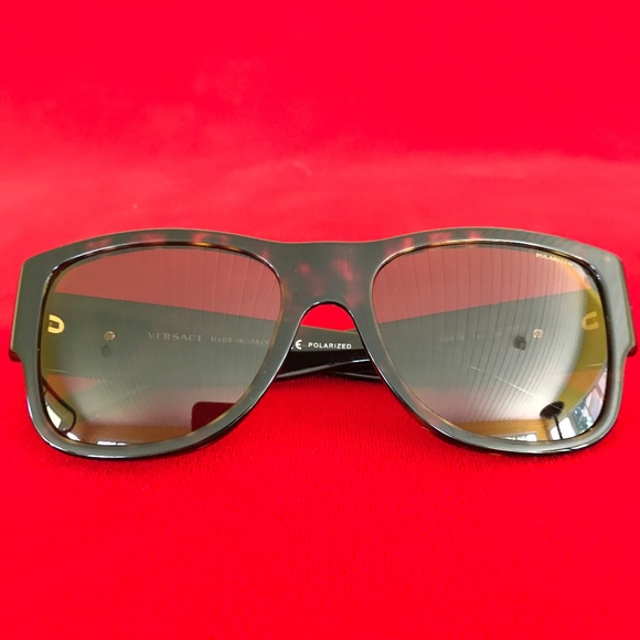 Versace Men's Tortoise Shell Polarized Sunglasses - Picture 6 of 8